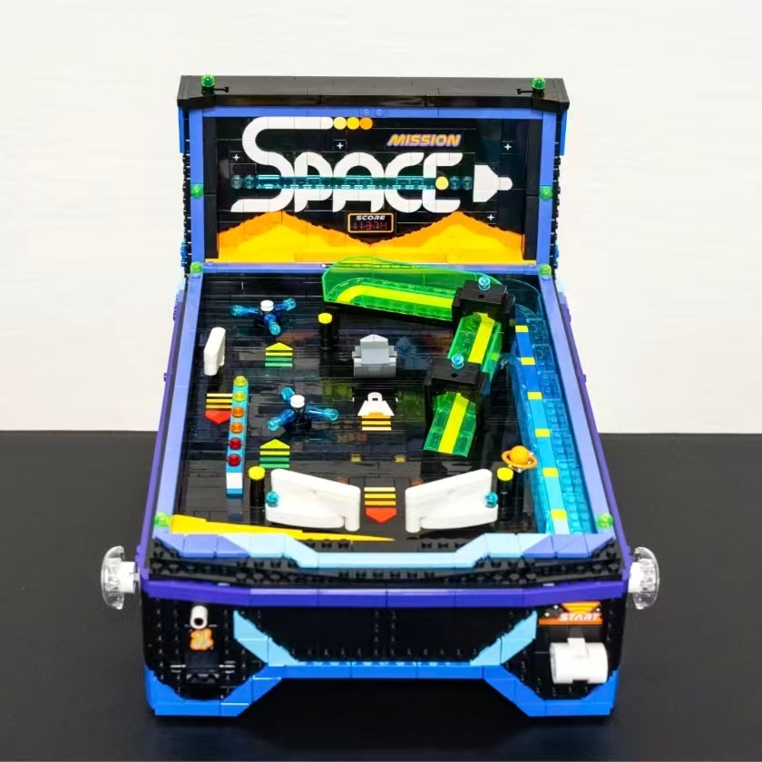 2274 parça Oynanabilir Retro O - Gaming Console Lego incelemesi ve fiyatı